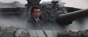 Goldeneye - Clip Tank Chase (English) HD