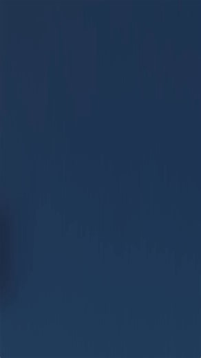 Talia Ryder for LOEWE Spring Summer 2026. See the campaign: loewe.cm/SS26_CAMPAIGN #LOEWE | LOEWE