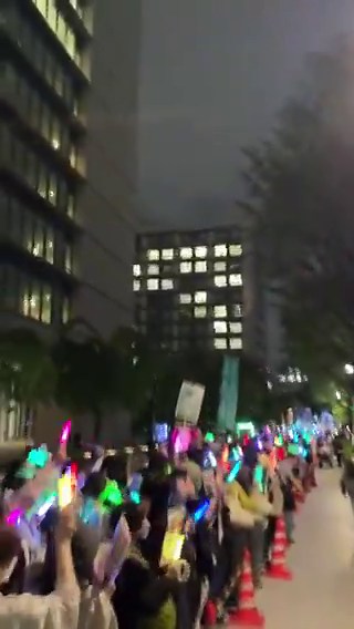 RT @48daisyukai: 「良識の府」と呼ばれる参議院の議員が、冷静かつ慎重に審議を行うことを求めて大勢の人々が集まっています！『市民総監視の国家情報局法案を通すな！5.12緊急ペンライト行動』#緊急ペンライト行動0512#国家情報局設置法案に反対します#ス…