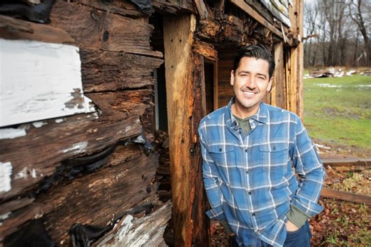 'Farmhouse Fixer': Does New Kid Jonathan Knight Pay For the Renovations Himself?