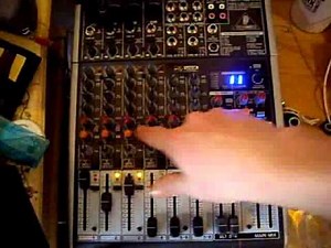 Behringer Xenyx X1204usb