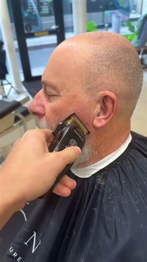 Master a Clean Fade with Expert Clipper Techniques #fade #barber #lineup