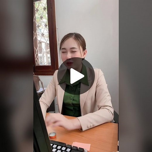 Transform Your Office Routine with Fun Desk Activities