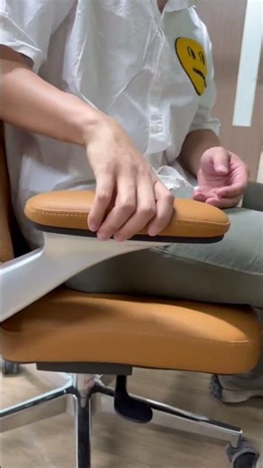 Modern PU Leather Office Chair with Ergonomic Comfort