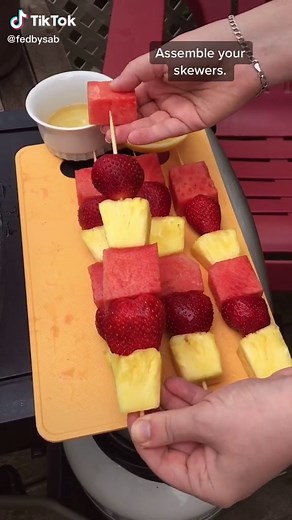 Delicious Grilled Honey Lemon Fruit Skewers Recipe