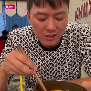 1M views · 10K reactions | Bé Hân lo mà ngủ không được luôn, thương lắm ❣❣ ----------- Bản quyền được bảo vệ và quản lý bởi MCV Network #MCVNetwork #MCVGroup #MCVMedia #MCVTV #QuachNgocTuyen #NWT #QNTO_ #baonguvica #family | Quách Ngọc Tuyên Entertainment | Facebook