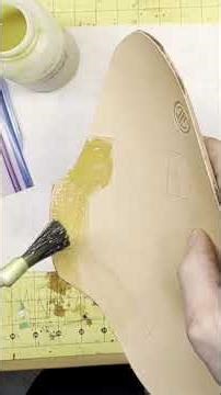 Master Leather Grooving: Perfect Stitch Lines Every Time! #shorts