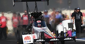 Kalitta, Hagan, Enders race to titles at NHRA finals in Pomona | RACER
