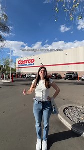 Notice any differences between Costco Mexico and Costco USA? 🇲🇽😃 #fyp #mexico #viral #vlog #shopping #costco #gringa #grocerystore #groceryhaul #shop #food #comida #tour #pizza #spanish #español #travel #viajar #puebla #pueblacity | Lillian Lonnett