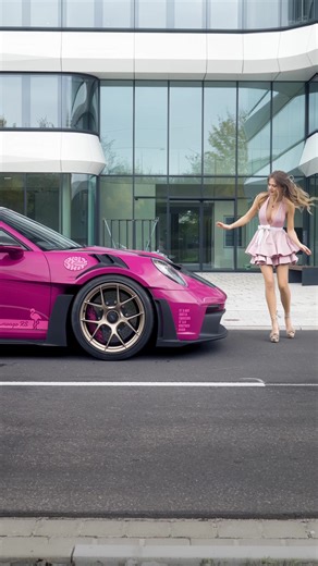 Exploring the Porsche 911 GT3 RS: The Ultimate Barbie Car