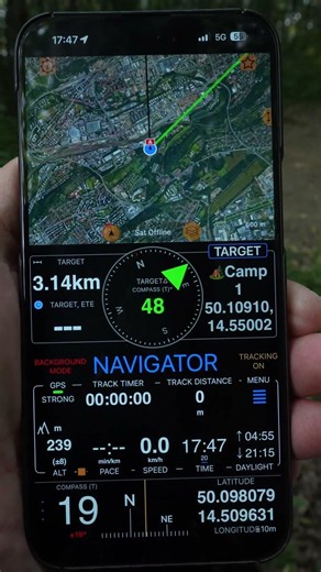 Find Your Way with Compass 55 – Arrow Navigation, Offline Maps & Track Recording