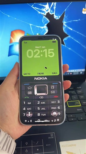 Customize Your Phone with Nokia Live Wallpapers