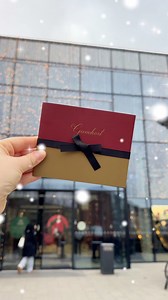 🎁 Den perfekte julegave? Den finder du i Ballerup Centret!🎄 Et gavekort til Ballerup Centret er gaven, der altid passer – uanset om modtageren drømmer om mode, skønhed, lækker mad eller noget helt andet! ✨ ➡️ Køb dit gavekort i Føtex kiosken eller online. Læs mere her: https://ballerupcentret.dk/information/gavekort-jul | Ballerup Centret