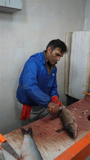 Master the Knife: Remove Fish Skin Like a Pro in Seconds