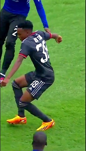 Relebohile Ratomo Scores On His @Orlando Pirates Football Club Debut 🏴‍☠️ GOOAAAL ⚽️ #orlandopirates #orlandopiratesfc #orlandopirates🔥🔥🔥 #ratomo #ratomoskills #relebohileratomo #relebohileratomo15 #kasiflava #kasiflavaskills #kasiflava⚽🇿🇦 #kasiflavasoccerskills #southafricantiktok🇿🇦 #magnoliaartstiktok #kasiflava2023 ##
