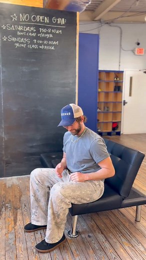 75K views · 9.3K reactions | How to stretch and release your ENTIRE back at home  FOLLOW to be well! #stretching Disclaimer: this is educational only, not personal advice | Moore Wellness | Facebook