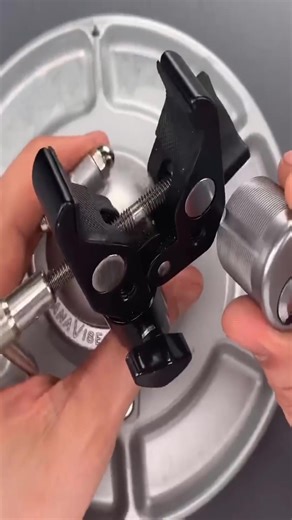 33K views · 298 reactions | #lockpickinglawyer #lockpicking #foryouシ | Lock Picking Lawyer | Facebook