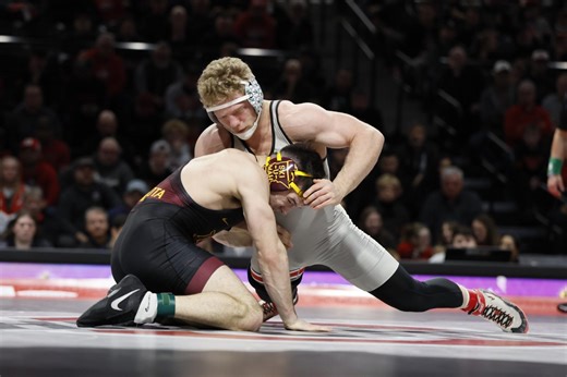 No. 4 Ohio State Falls Late to No. 7 Minnesota, 20-17 | Ohio State