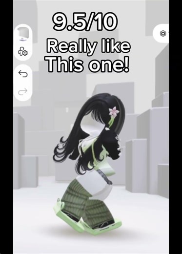 Styling items I regret getting in Roblox!