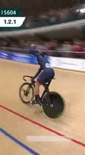 Wheels Blur at 80+ KM/H 💨 Track Cycling Finals, Blink and You’ll Miss It 🚴‍♂️