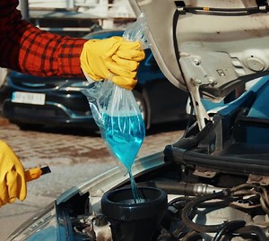 Smart Car Hacks for a Smoother Ride! | 3-Minute Hacks