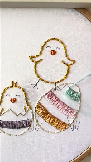 We’re so egg-cited to introduce you to our adorable NEW beginner kit - Spring Chickens! 🐣💞