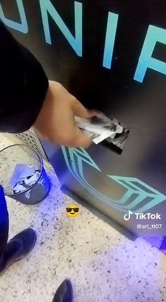 Cash Withdrawal Process at an ATM Machine