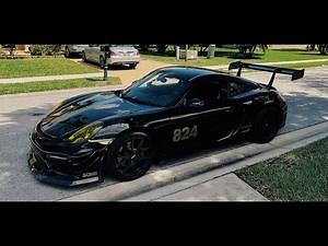 Straight piped 981 Cayman S