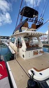 315K views · 2.6K reactions | As one or our more requested walkthroughs, here we have the Scout flagship when we first laid eyes on it at the Miami Boat Show. - If we can’t do the boat show thing right now, we might as well enjoy the next best thing. Share this with any friends that haven’t seen the 53’ Scout. - #CenterConsolesOnly #ScoutBoats #Flybridge #MarlinTower #MercuryMarine #Express #Sportfish #CenterConsole #OpenFisherman #BoatShow | Center Consoles Only | Facebook