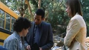 Watch Without A Trace Season 2 Episode 1 - The Bus