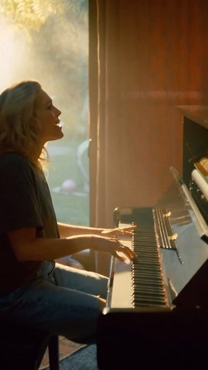 Music is the language of the soul! We love this new song GIRLS by our friend, the talented @rachelplatten. You may be familiar with her award-winning anthem ‘Fight Song” — and perhaps you were with us when she performed at one of our Date with Destiny events! GIRLS is a breathtaking tribute that speaks to the hearts of mothers, daughters, and women everywhere. Released on Mother’s Day, ‘Girls’ captures the essence of motherhood’s boundless love and celebrates the indomitable spirit of women. Rac