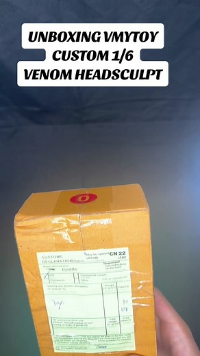 CUSTOM VENOM HEADSCULPT REVIEW 🔥 made by VMYTOY #fyp #toyreview #hottoys #spiderman3 #venom #tophergrace #tobeymaguire #spiderman #toys #actionfigures