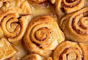 Shortcut butter roll dessert recipe with delicious sweet sauce - East Idaho News