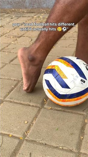 When you’re playing football barefoot and that one toe decides to suffer#youtubeshorts #indian #nike