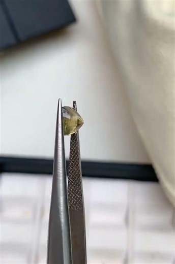1 21Ct Natural Bi Color Sapphire