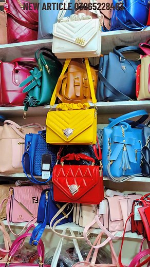 lady's shoulder bag 💫🤌🏻💥#azizcollectionshop