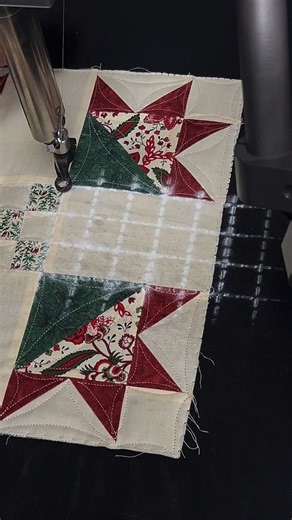 Get ready to take your quilting to the next level with Corey at Quilt Canada! 🪡🧵 Learn from our master quilter in the INNOVA Longarm classroom and take your pick from 3 different courses. Who's excited? Here's a little preview.😉 #QuiltCanada #quiltingclasses | Linda's Electric Quilters