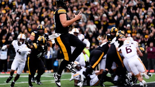 Kickoff time, TV announced for Iowa football's matchup with Oregon at Kinnick Stadium