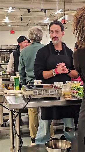 Cooking is just the beginning🔪🥘🍝 At DC Cooking School, our private event classes turn the kitchen into a place to laugh, learn, and create something delicious together. Come for the cooking, stay for the experience. 🍝🥂 #dccookingschool #dccooks #dceats #dccooking #cookingislove