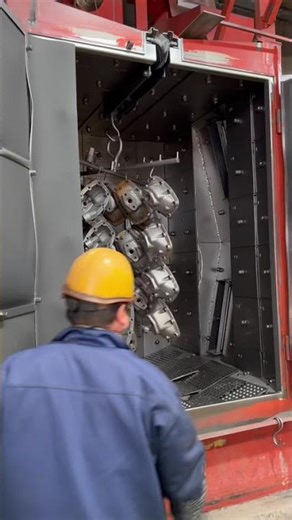 Valve casting enters shot blasting machine. #valve