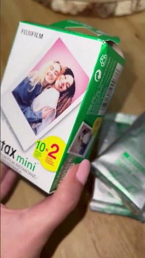 Review Of Fujifilm Instax Mini Refills | Fujifilm