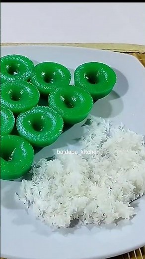 KUE LUMPANG PANDAN