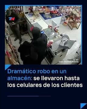 TERROR IN BURZACO I Cashier and customers robbed, cigarettes stolen