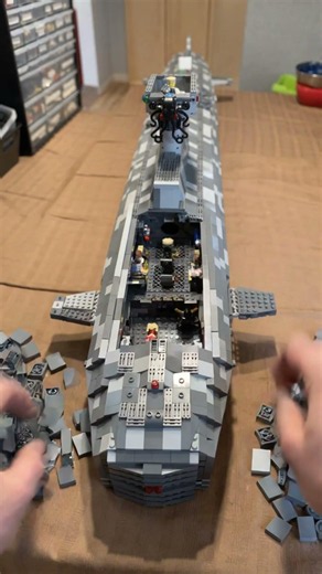 Tàu Ngầm LEGO chi tiết bạn từng thấy trên Internet(The most detailed LEGO Submarine on the Internet)