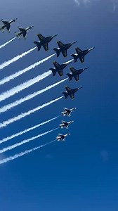 428K views · 8.4K reactions | PERFECTION! The U.S. Navy Blue Angels and Air Force Thunderbirds over Pensacola Beach, Florida this afternoon! Video by Melinda McDonald | Kaitlin Wright Meteorologist | Facebook