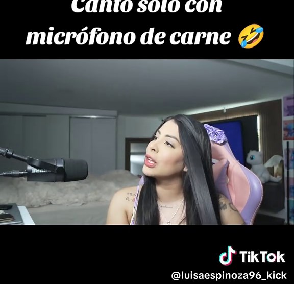 Luisa Espino: Canto Único con Micrófono