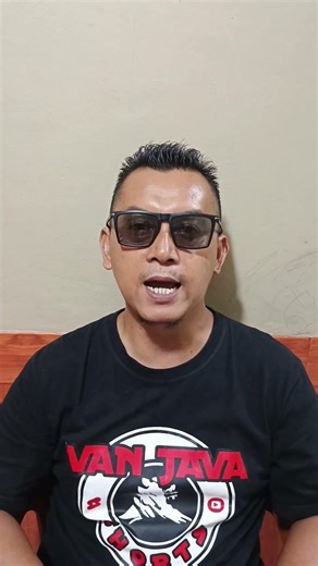 Wilujeng Anniversary anu Kahiji buat Van Java Shorts