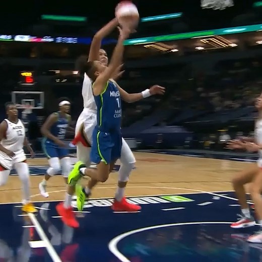 14K views · 421 reactions | Liz Cambage DOMINATED the glass tonight, securing a career-high 20 rebounds to go with 18 points! | WNBA | Facebook
