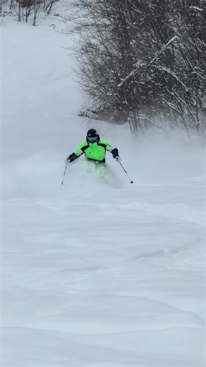 Paul Lorenz on Instagram: "We Canmored until we couldn’t anymore… . . 📷 @projectedproductions @reilly_mcglashan . . Skis: @volklaustralia —————————- Boots: @dalbelloboots —————————- Bindings: @markerproducts —————————- Poles: @playsnowsports —————————- Gloves: @playsnowsports —————————- Clothing: @onyone_ski @onyone.europe @onyone_korea @onyone_na —————————- Eyewear: @spyopticaustralia —————————- Team: @projectedproductions #ski #skiing #skier #skicarving #carve #carving #bumps #moguls #