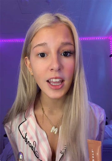 This trend is so cool🫢 #halfmakeup #glitch #trend #fypp | half makeup